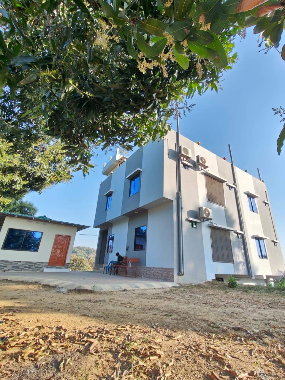 Sky n Valley hero image